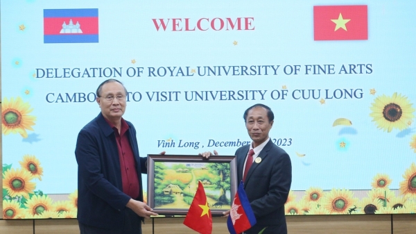 Trường Đại học Cửu Long mở rộng hợp tác giáo dục với Campuchia