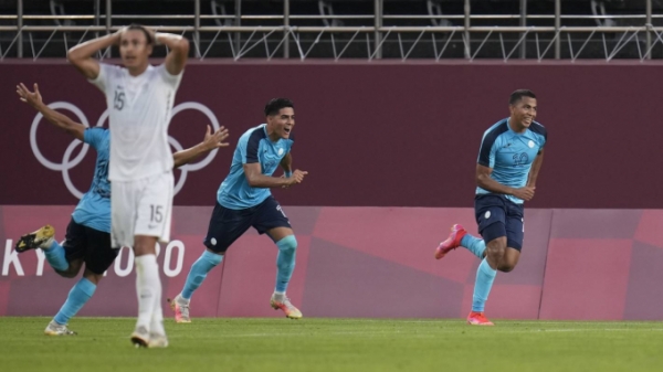 Ghi bàn phút cuối, Honduras chặn vé đi tiếp của New Zealand