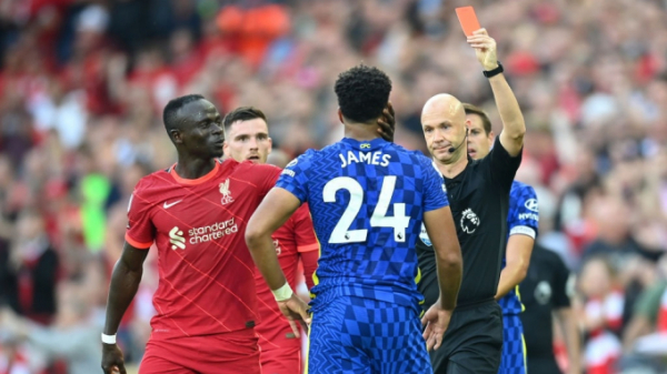 Tấn công nghẹt thở, Liverpool hòa bất lực trước 10 người Chelsea