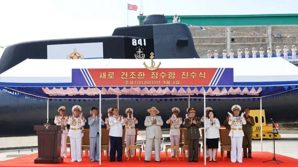 Triều Tiên hạ thủy tàu ngầm tấn công hạt nhân trước ngày Quốc khánh
