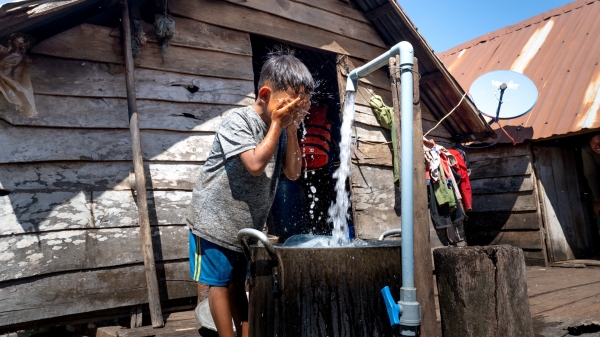 Khoảng 30 triệu người dân nông thôn chưa được tiếp cận nước sạch