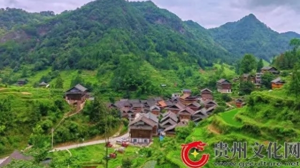 Trung Quốc chấn hưng nông thôn: Bí quyết giữ khách ở hơn 10 ngày của làng Thượng Địa Bình