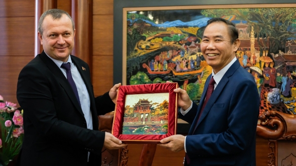 Belarus expresses trust in Vietnam's veterinary system