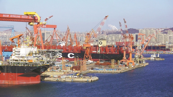 Trung Quốc tiếp tục dẫn đầu ngành đóng tàu toàn cầu