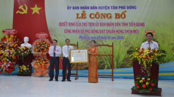 Ra mắt 2 xã nông thôn mới ở cù lao Tân Phú Đông