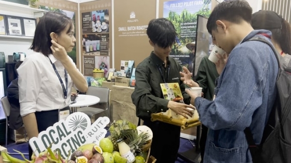 Food and beverage businesses from 27 countries showcasing their products in Ho Chi Minh city