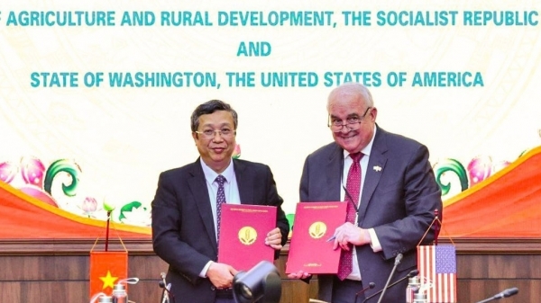 Bộ NN-PTNT và bang Washington ký Bản ghi nhớ nhằm thúc đẩy thương mại nông sản