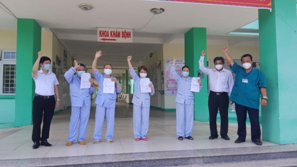 4 bệnh nhân Covid-19 đầu tiên của Đà Nẵng được xuất viện