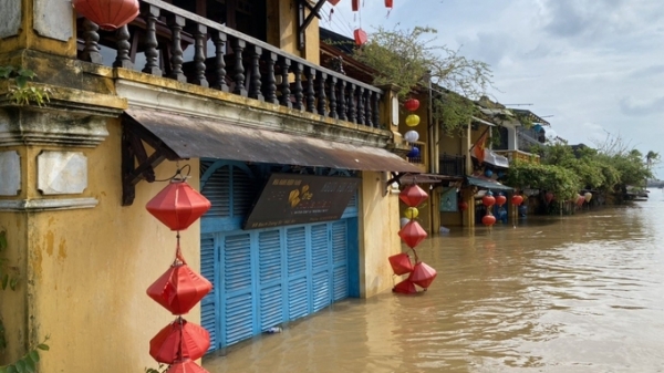 Nhiều địa phương ở Quảng Nam ‘thất thủ’ do mưa lớn