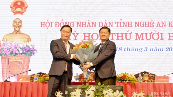 Ông Nguyễn Đức Trung được bầu giữ chức Chủ tịch UBND tỉnh Nghệ An