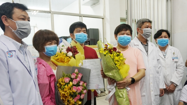 Ngày đoàn viên của bệnh nhân nhiễm Covid-19 đầu tiên tại Việt Nam