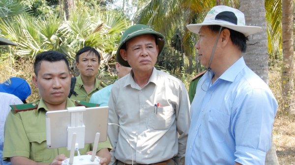 Thứ trưởng Hà Công Tuấn kiểm tra phòng chống cháy rừng tại An Giang