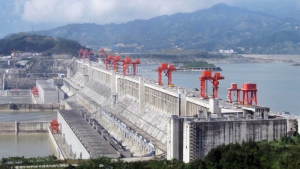 Trung Quốc hối thúc các dự án sản xuất điện