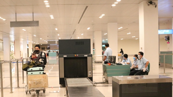 Sân bay Cần Thơ tiếp nhận 2 chuyến bay cuối cùng từ Hàn Quốc