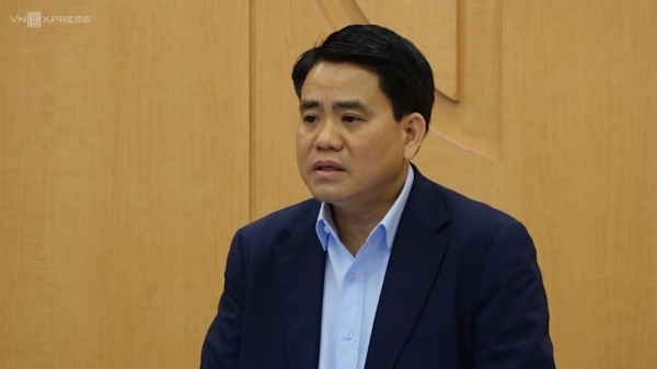 Chủ tịch Hà Nội yêu cầu phun khử khuẩn toàn quận Ba Đình