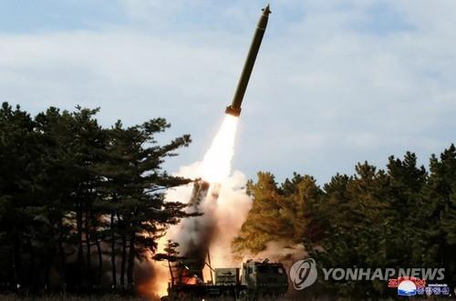 Triều Tiên lại phóng tên lửa tầm ngắn