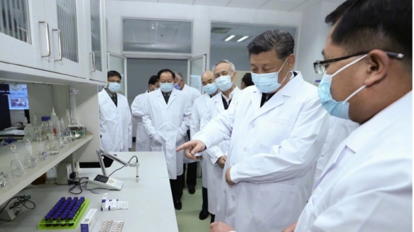 Quân đội Mỹ- Trung chạy đua nghiên cứu vacxin coronavirus