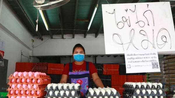 Giá trứng gà ở Thái Lan tăng gấp bốn do nạn đầu cơ