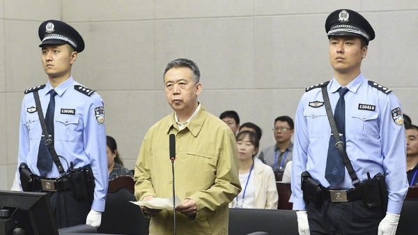 Trung Quốc hé lộ cuộc sống suy đồi của cựu Chủ tịch Interpol