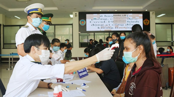 Quảng Bình: Đón và thực hiện cách ly 243 sinh viên Lào nhập cảnh