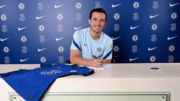 Chelsea công bố hợp đồng với Ben Chillwell