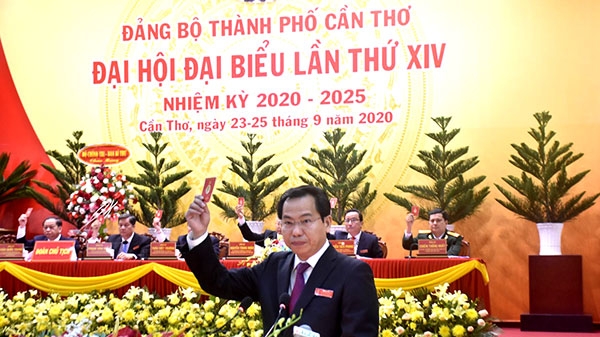 Ông Lê Quang Mạnh được bầu giữ chức vụ Bí thư Thành ủy Cần Thơ