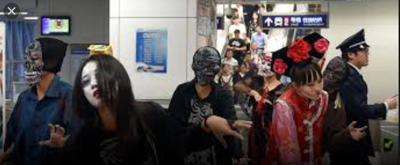 Trung Quốc cấm hóa trang Halloween rùng rợn ở ga tàu điện