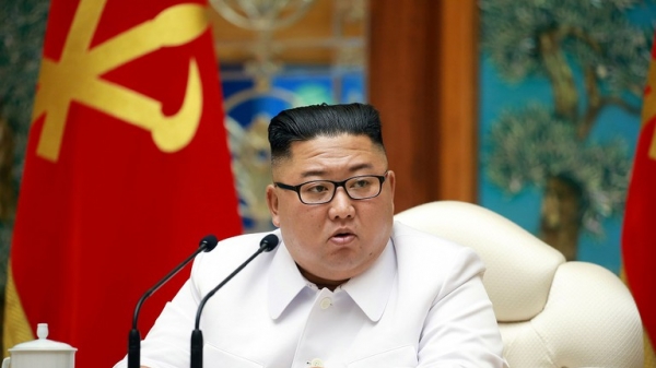 Triều Tiên dốc sức chống dịch trước đại hội đảng, ông Kim đã tiêm vacxin?