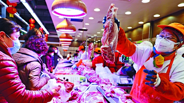 Giá thịt lợn và rau quả tại Trung Quốc tăng mạnh trước tết