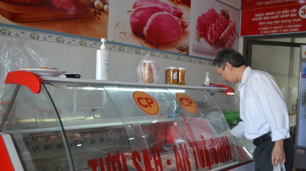 45 cửa hàng thịt heo C.P. Bình Phước bán hàng bình ổn giá