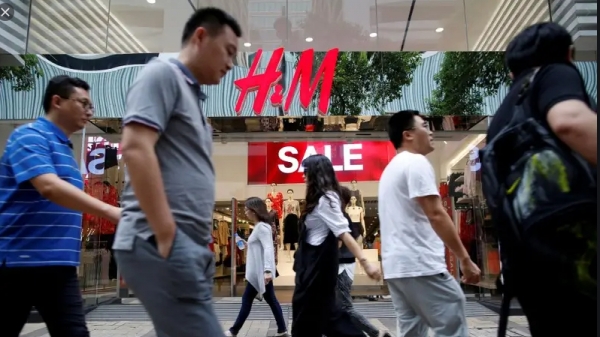 Cư dân mạng tẩy chay H&M vì nhận xét 'tự sát' về vấn đề Tân Cương