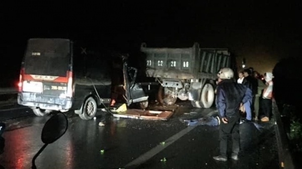 Thái Nguyên: Tai nạn giao thông nghiêm trọng, 5 người thương vong