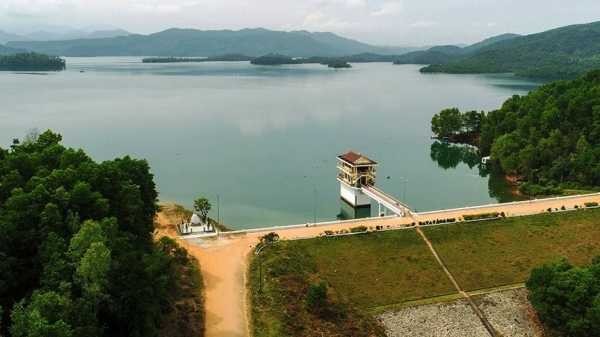 Hồ Phú Ninh: 'Bức tranh sơn thủy hữu tình' lớn nhất miền Trung