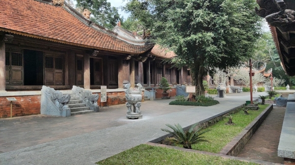 Khu di tích lịch sử Lam Kinh đón hàng nghìn du khách đầu năm mới