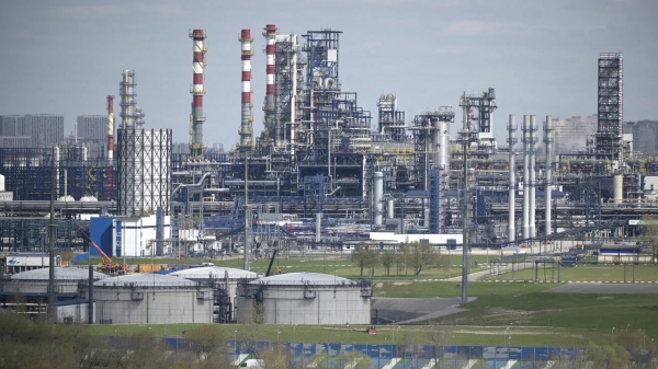 Nga bỏ lệnh cấm xuất khẩu dầu diesel, vẫn cấm xăng