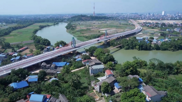 Thông xe kỹ thuật cầu lớn nhất Thái Nguyên