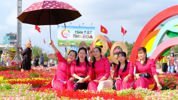 Festival Hoa - kiểng lần đầu ở miền Tây vượt xa kỳ vọng