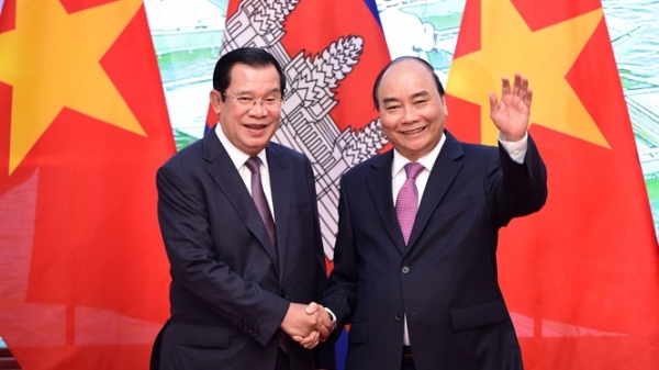 Lễ đón Thủ tướng Campuchia Hun Sen thăm chính thức Việt Nam