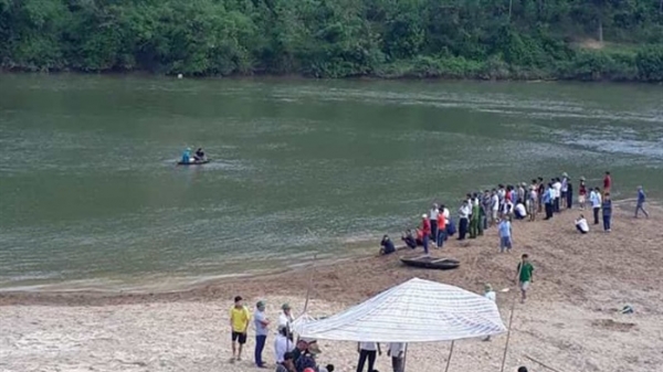 Hà Tĩnh: Tìm thấy thi thể 3 học sinh bị đuối nước