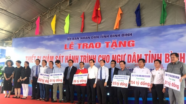 Tặng ngư dân Bình Định 30 tỷ đồng mua thiết bị giám sát hành trình