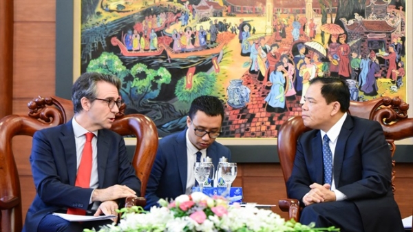 Bộ trưởng Nguyễn Xuân Cường trao đổi hàng loạt vấn đề với tân Đại sứ EU