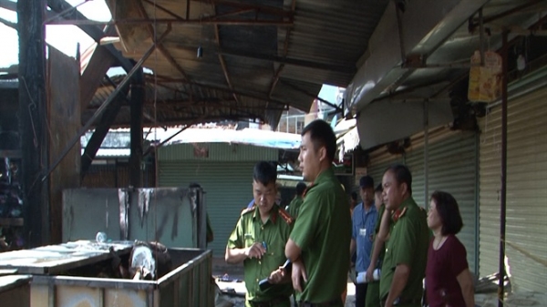 40 quầy, sạp tại chợ Phước Long bị “bà hỏa” thiêu rụi