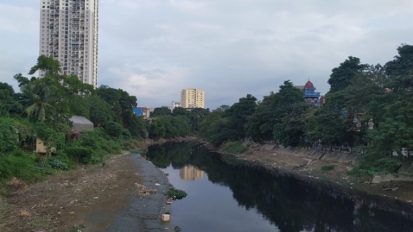 Hà Nội: Khốn khổ vì ô nhiễm nước sông