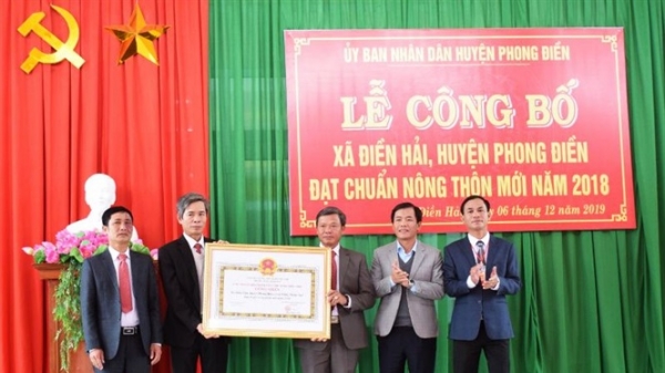 Xã Điền Hải đón bằng công nhận đạt chuẩn nông thôn mới