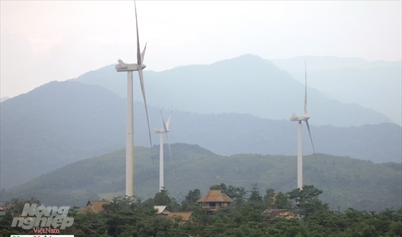 Xã miền núi Hướng Linh đón dự án điện gió thứ 4