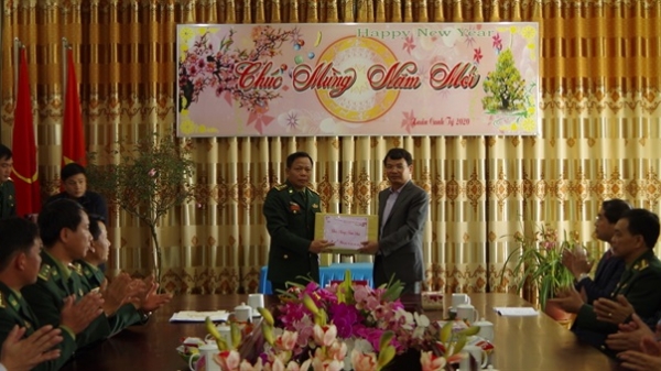 Chủ tịch UBND tỉnh Lào Cai chúc tết các Đồn biên phòng ở Bát Xát
