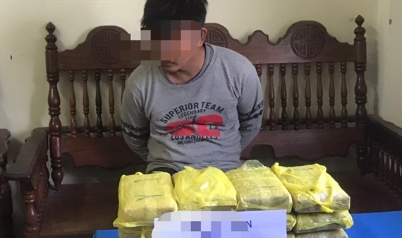 Bắt 3 đối tượng vận chuyển số lượng ma túy 'khủng' tại biên giới Việt - Lào