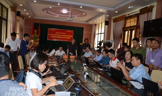 Bê bối thi cử ở Hà Giang: 2 người bị khai trừ Đảng