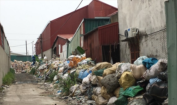 Thu hồi bằng công nhận làng nghề tái chế phế liệu Phan Bôi