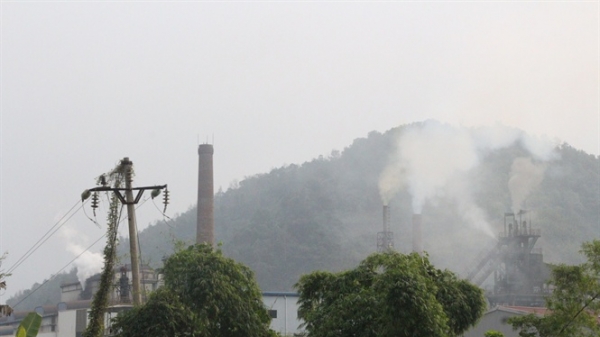 Khổ sở vì khói bụi từ Nhà máy Gang thép Cao Bằng